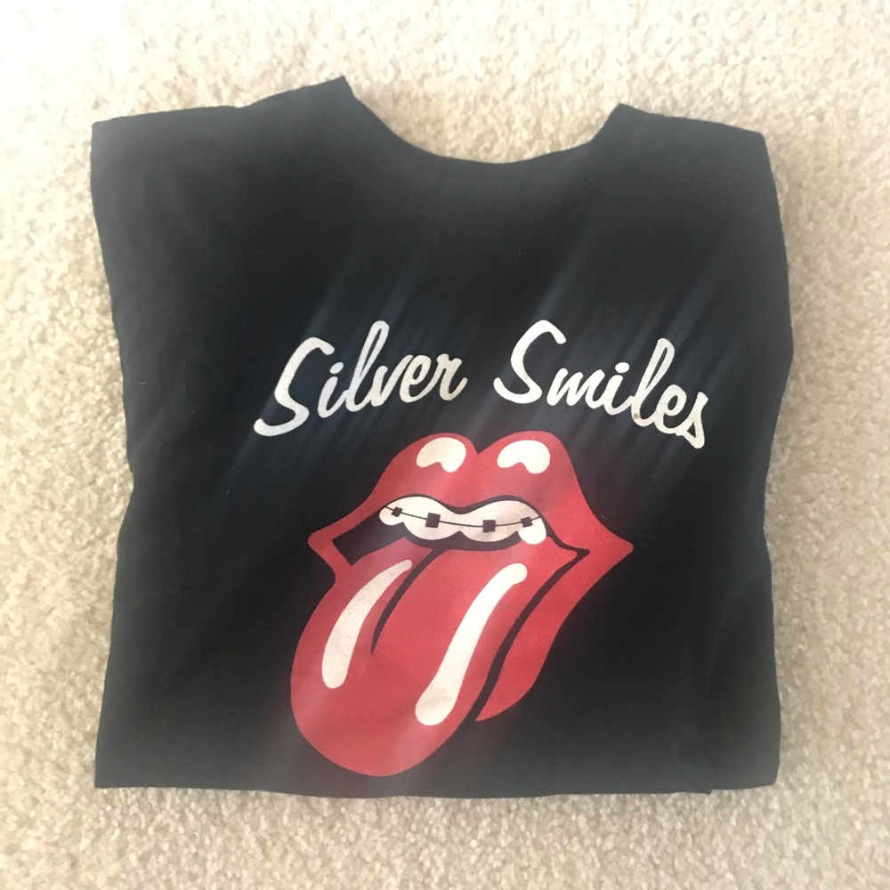 Black Silver Smile Graphic Tee | M